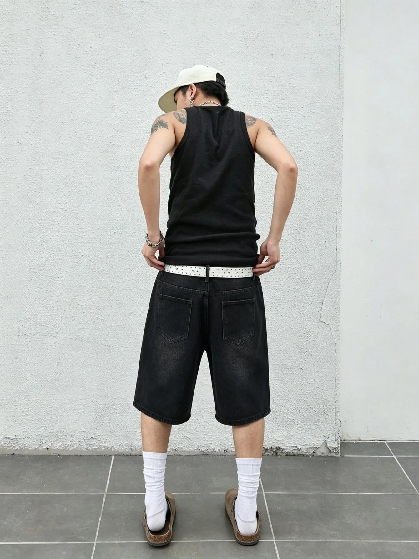 Simple solid black non stretch denim jorts men loose casual straight daily street comfy short pants