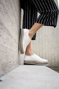 Women's platform sneakers